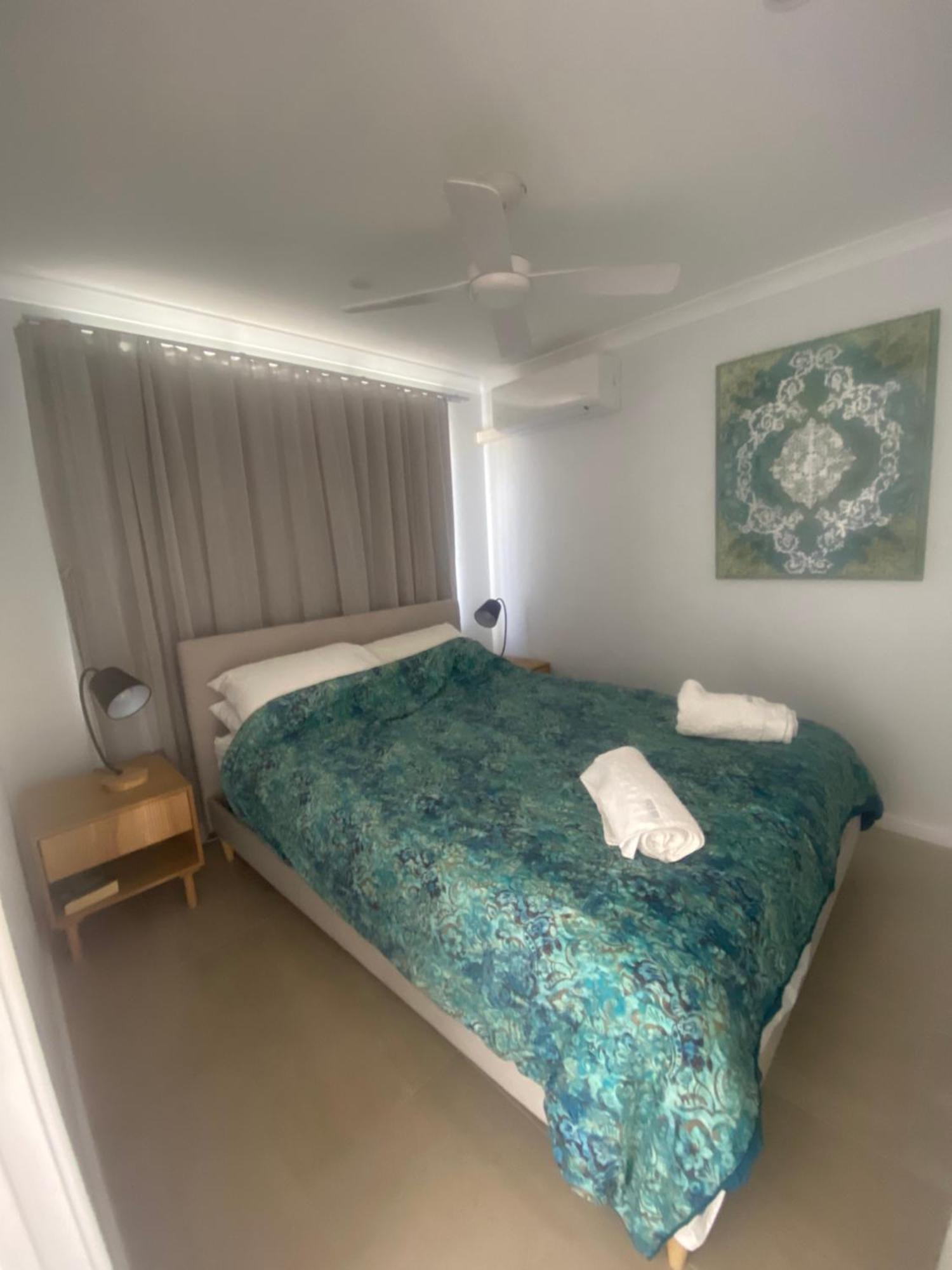 Pelican Shore Oceanfront Villa 6 칼바리 외부 사진