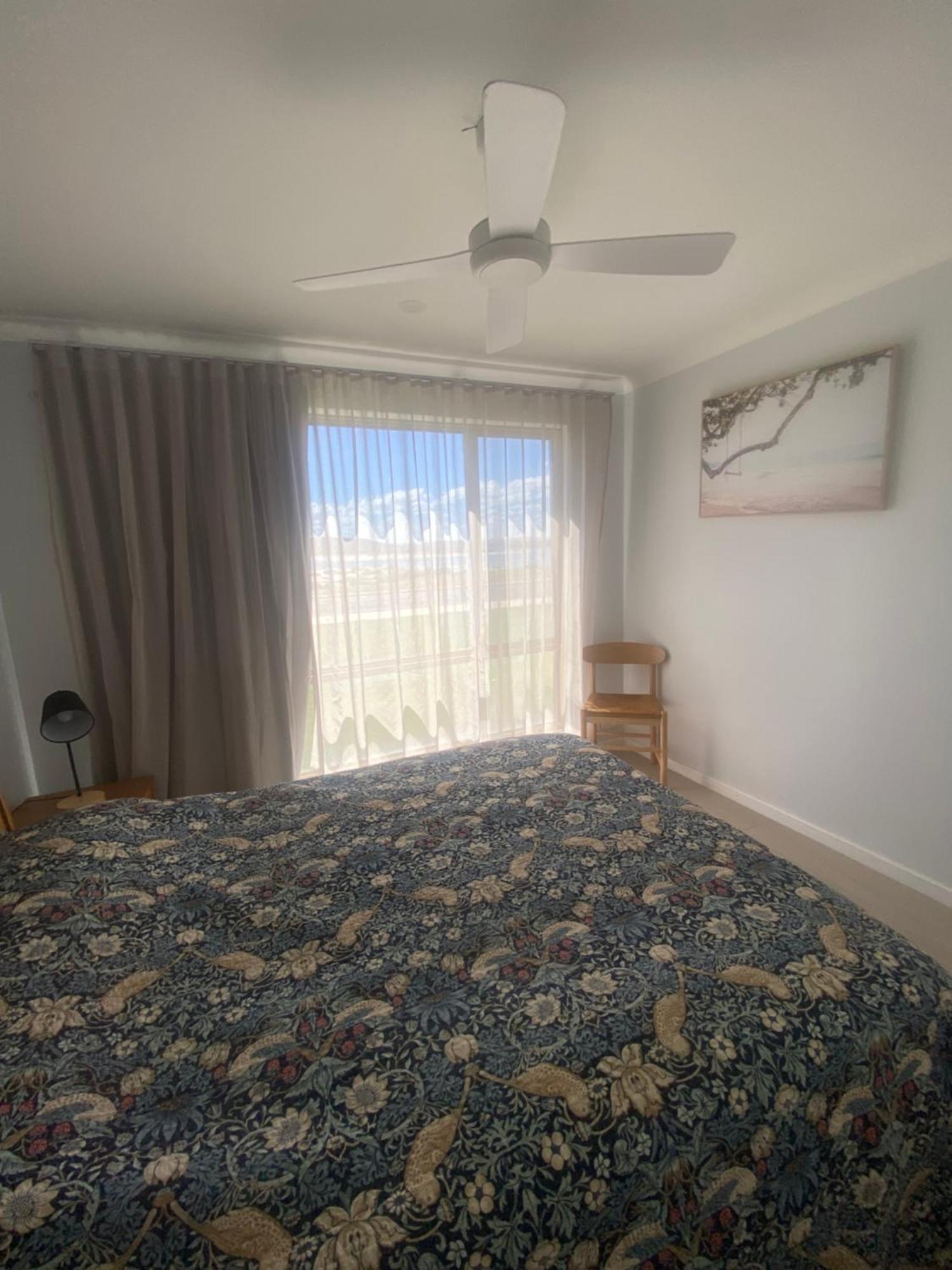 Pelican Shore Oceanfront Villa 6 칼바리 외부 사진